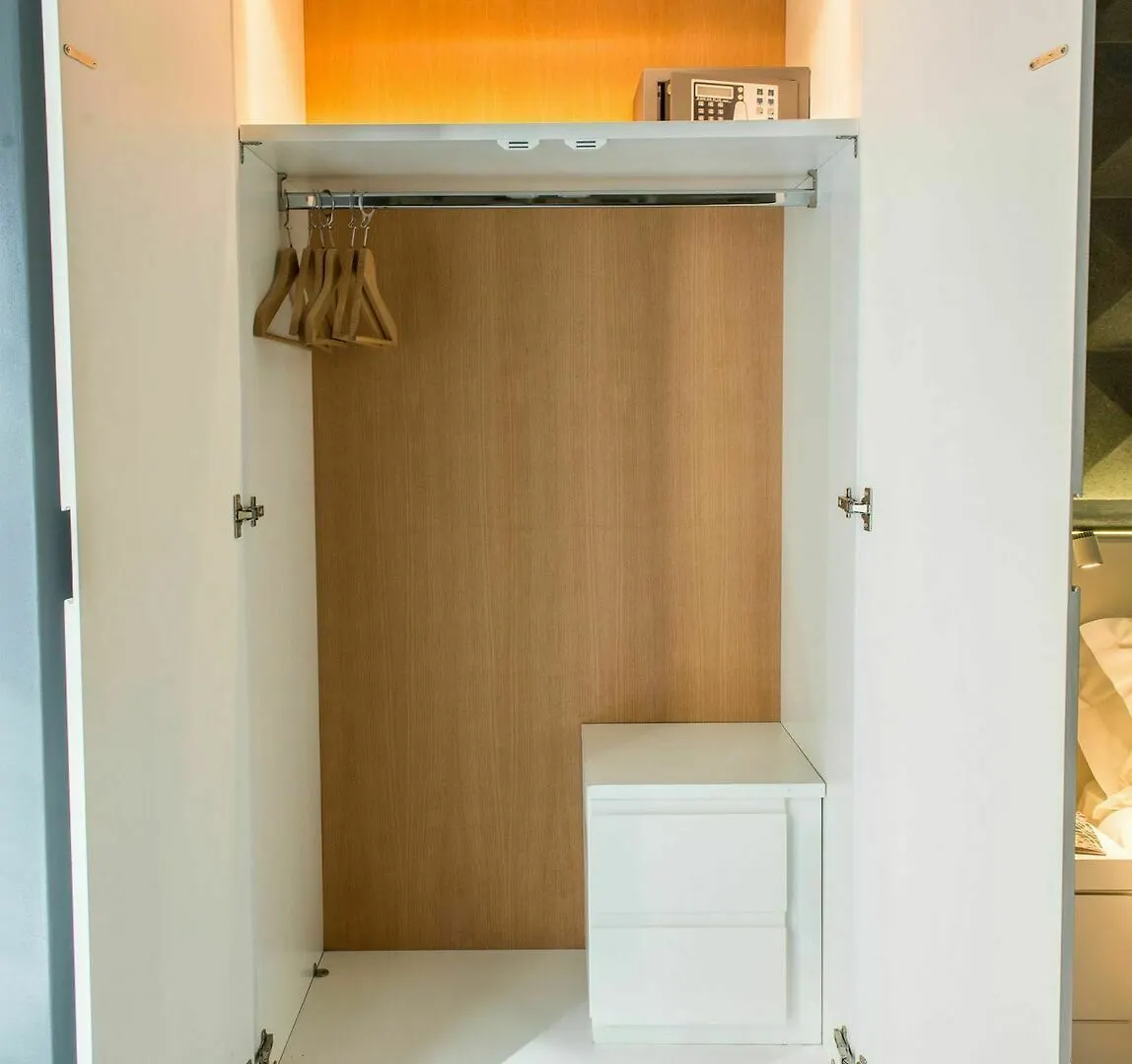 Pensión Chiaia 197 Deluxe Residence Nápoles